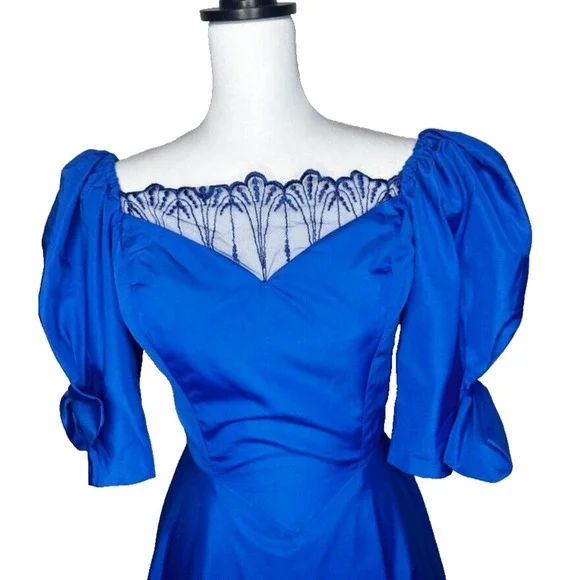 Vintage 1980's ILGWU Blue Evening Gown Prom Dress Sweeping Prairie Puff Sleeve - Picture 2 of 12